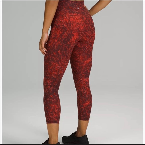 Lululemon Wunder Train HR Tights 25” - Picture 2 of 4